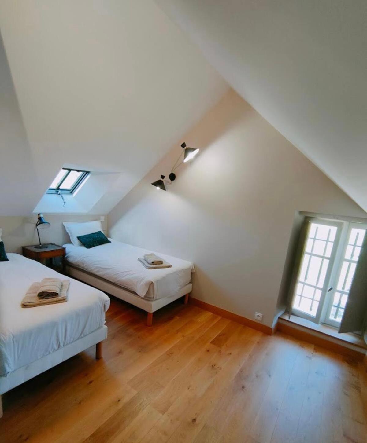 מלון Domaine Du Manoir De Vains מראה חיצוני תמונה