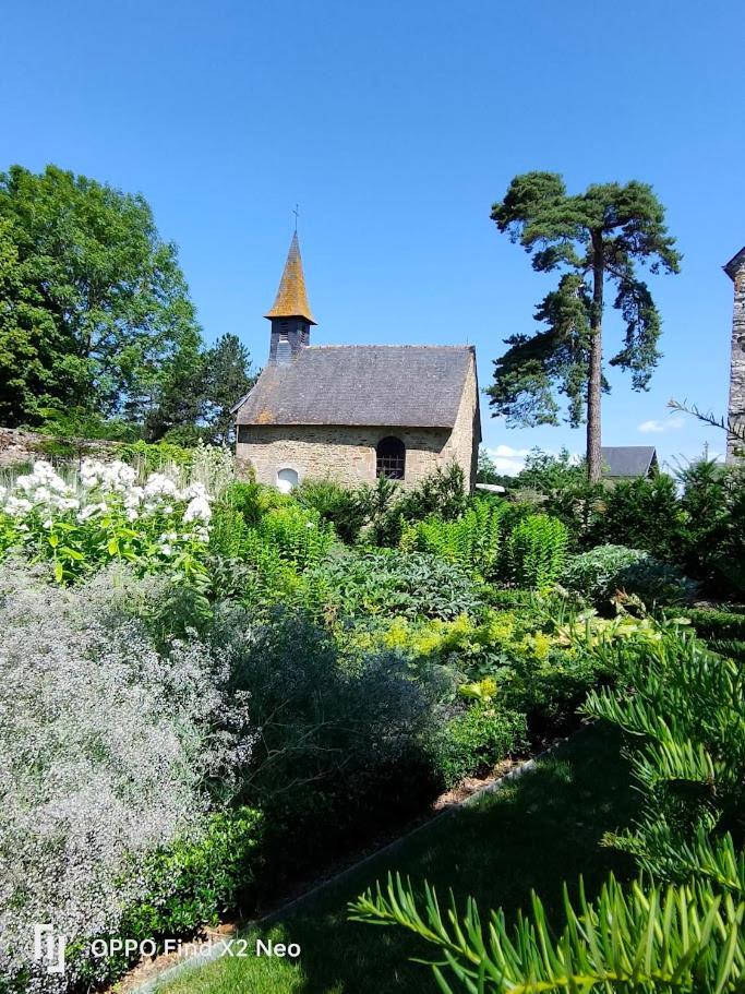 מלון Domaine Du Manoir De Vains מראה חיצוני תמונה